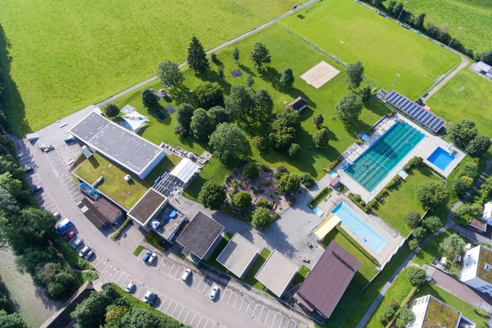 Hallen und Freibad Moos – Langnau im Emmental, photo 2