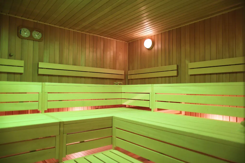 Hallenbad Sauna Geeren Bassersdorf