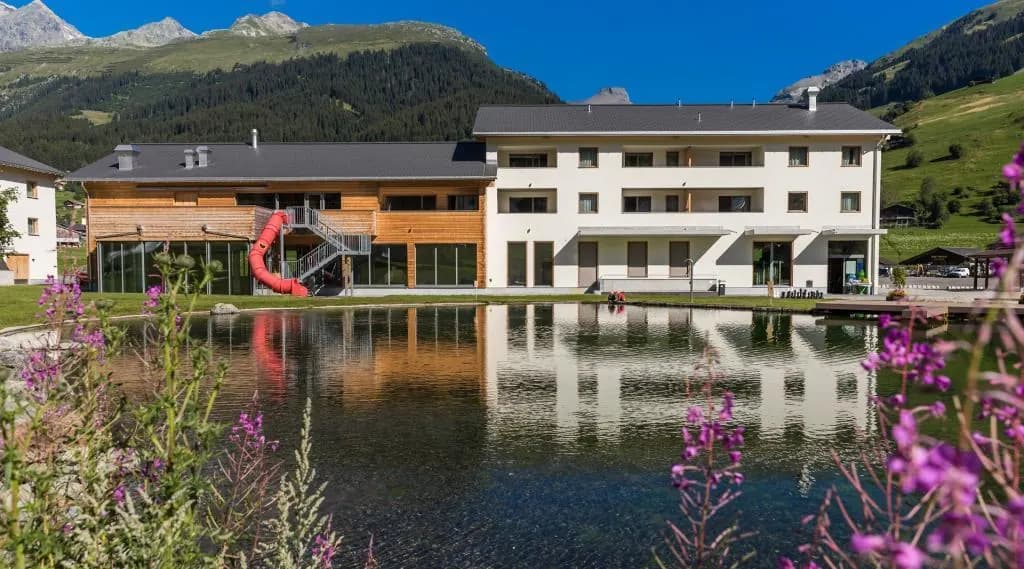 Pradas Resort Brigels