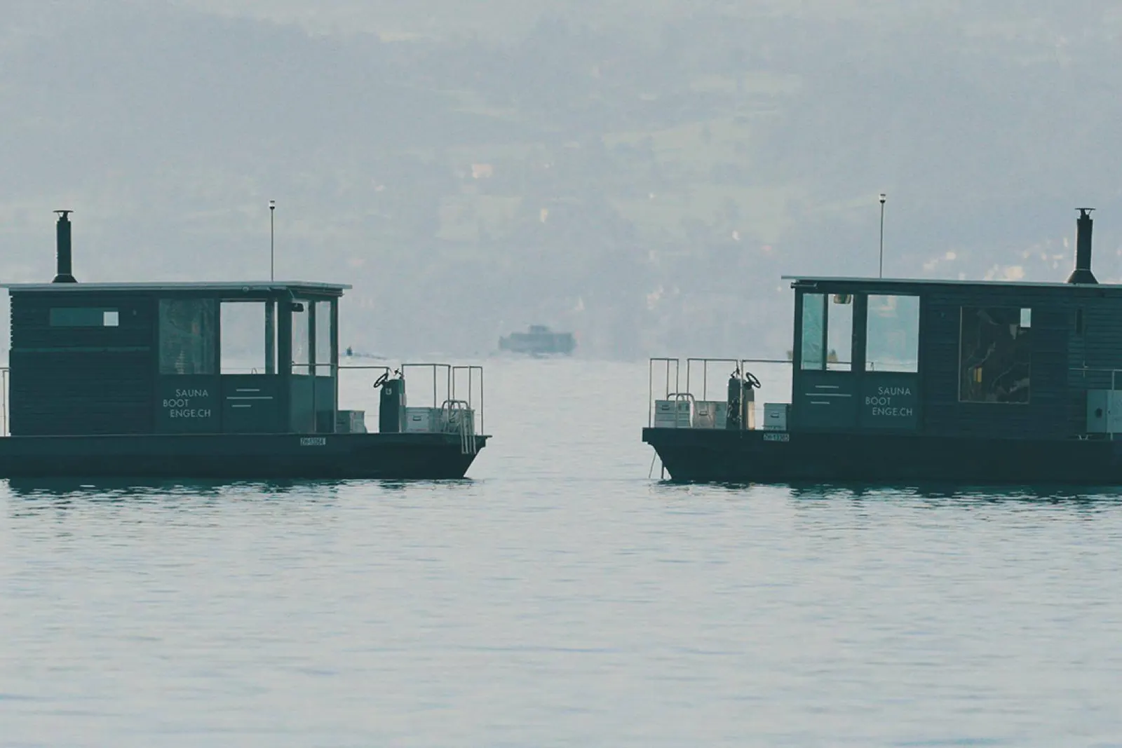 Sauna Boat Zurich Lake, photo 5
