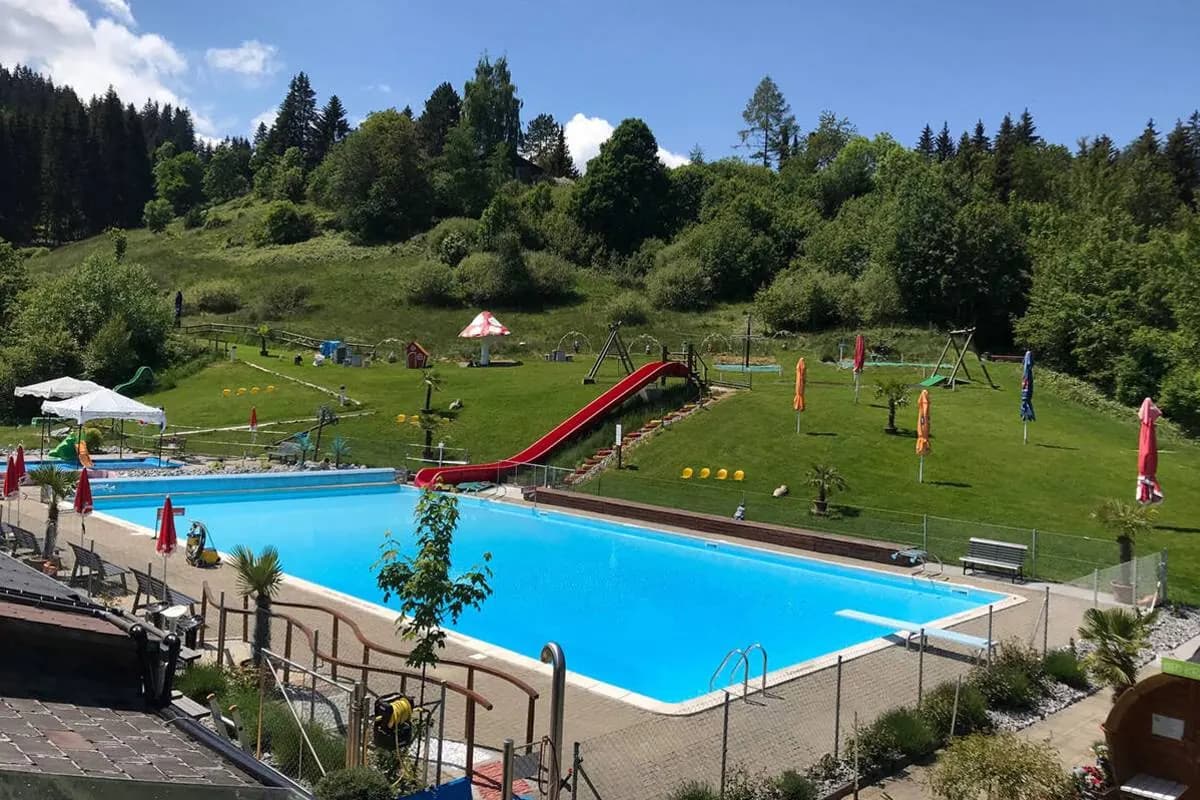 Schwimmbad Eywald Rüschegg