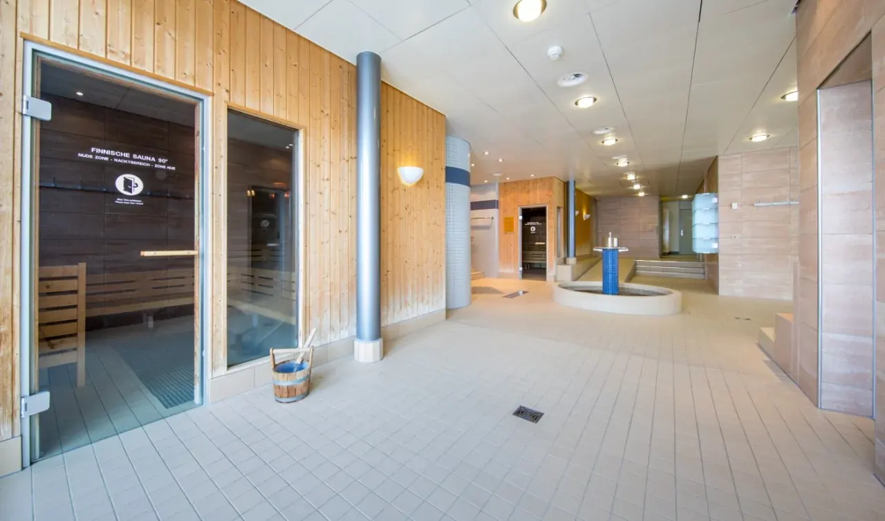 Sportzentrum Grindelwald – Hallenbad und Sauna, photo 2